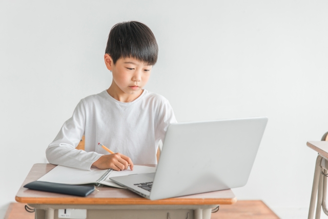 小学校プログラミングクラス(初級) 小学校プログラミングクラス(初級)